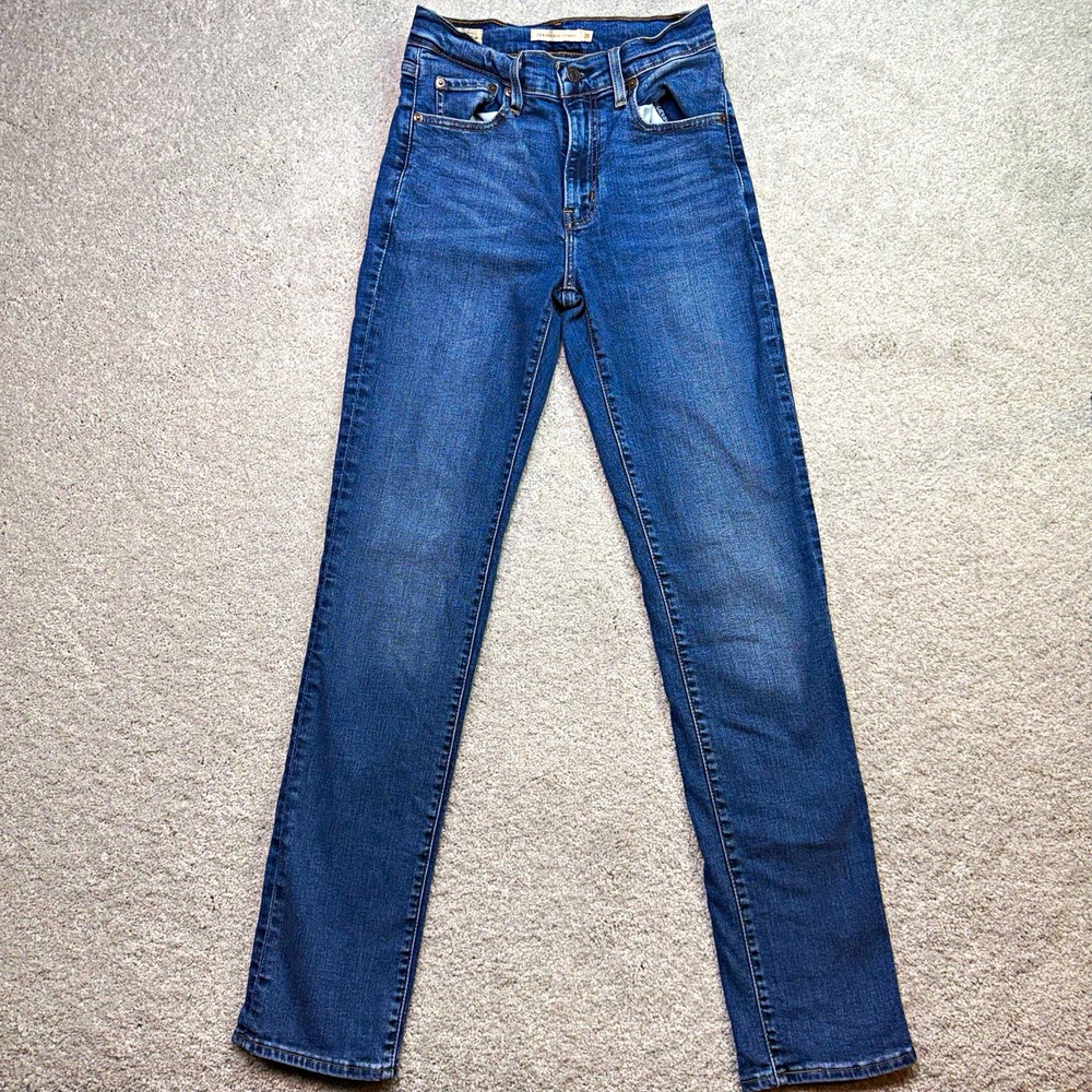 Levis Premium 724 High Rise Straight Jeans Womens Size 26 Blue Denim Pants